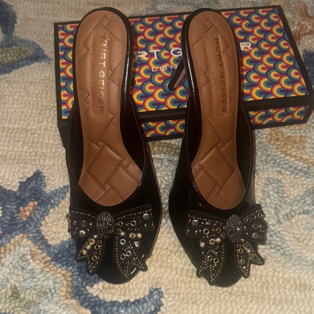Kurt Geiger Glossy Black Heels with Embellished Bow - Picture 2 of 5
